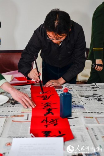 “新春走基层―青海光明行”已为37名贫困白内障患者送去光明