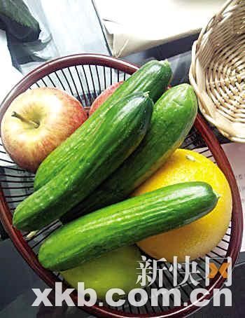 代表委员房间放小黄瓜经济又健康(图)