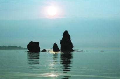 滨海大道:一条海边的玉带(组图)