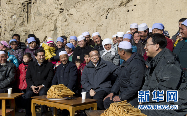 李克强在宁夏考察 强调更加注重保障基本民生