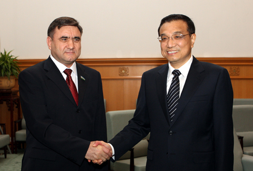 李克强会见乌兹别克斯坦最高会议参议院主席