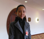 邰丽华委员参加小组讨论会