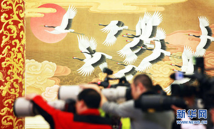 “长枪短炮”尽显神通