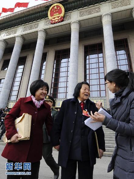 老代表申纪兰：我要为农民代言