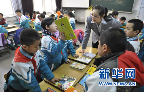 基层代表委员关注九大民生话题