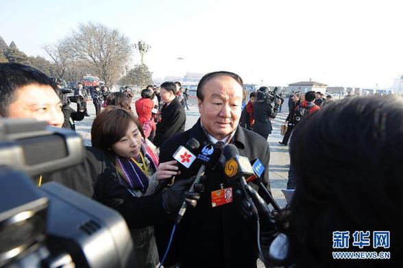 全国政协十一届五次会议在京闭幕