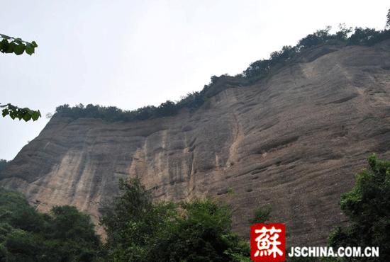 剑门关蜀道三国文化景点渐受热捧