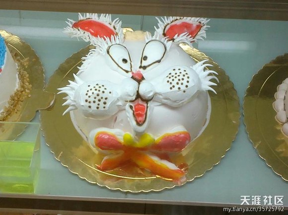 吃蛋糕毁三观 真特么坑死爹啊!