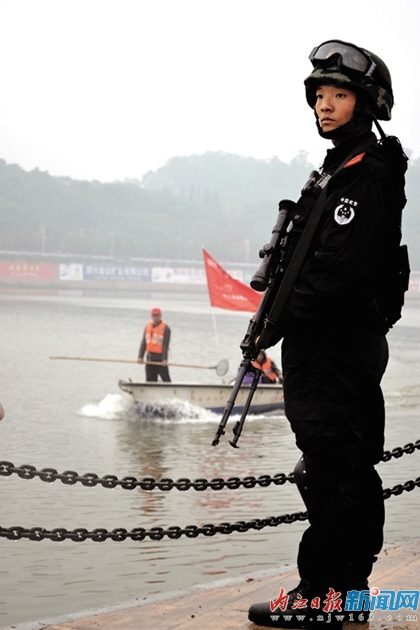 “滑水赛”安保力量