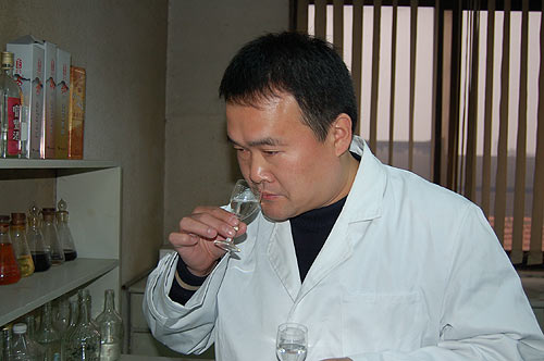 高举质量旗帜 只做行业领跑者