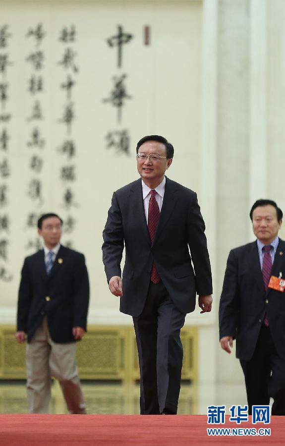 外交部长杨洁篪答记者问