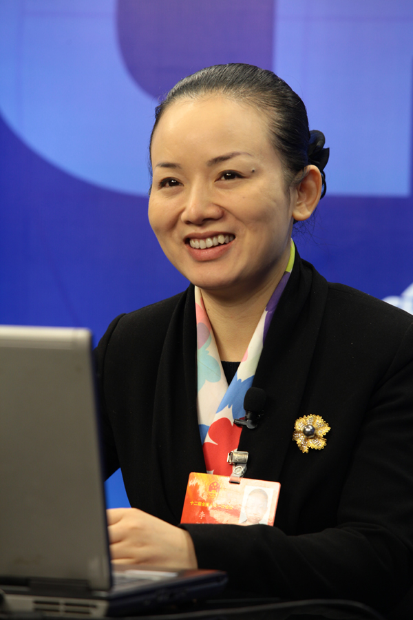 湖南省怀化市市长李晖接受中国日报网专访