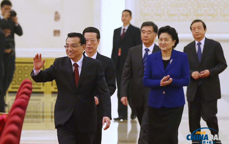 李克强步入会场