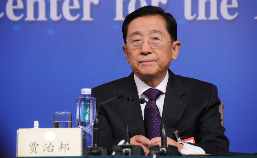 全国政协委员、全国绿化委员会副主任贾治邦