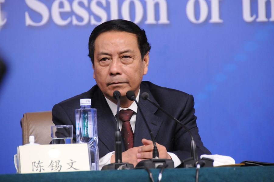 全国政协委员、中央农村工作领导小组副组长陈锡文