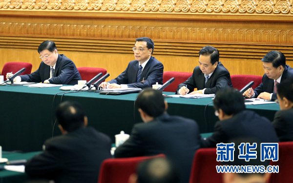 李克强:同步推进新型四化 统筹城乡协调发展