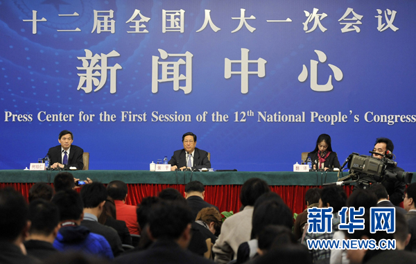 张平:国家发改委正研究出台新成品油定价机制