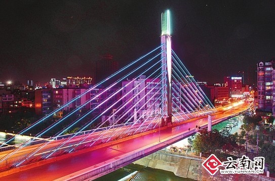 昆明迎南博整治市容市貌:让春城这扇窗口更靓丽