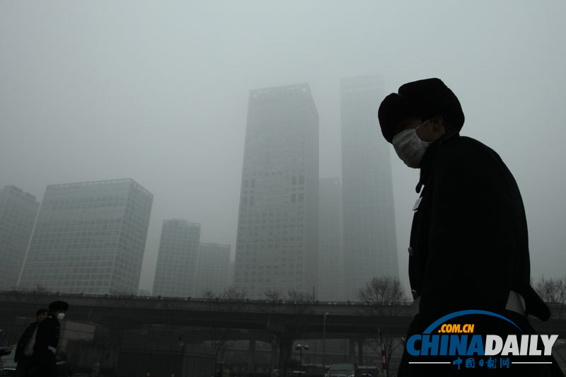 北京再次遭遇雾霾天气