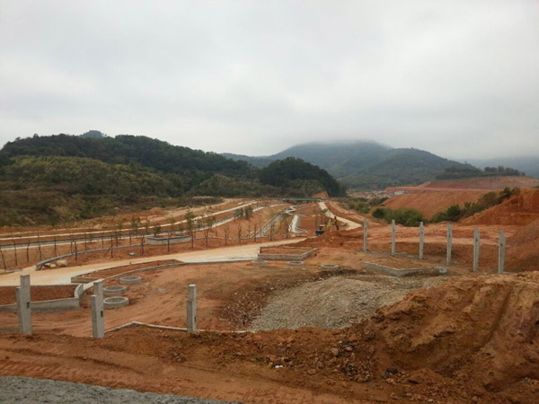 建设中的中新知识城大规模城市生活地下管道系统