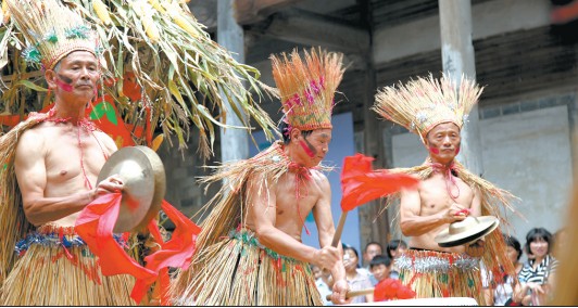 黟县举办首届碧山丰年祭