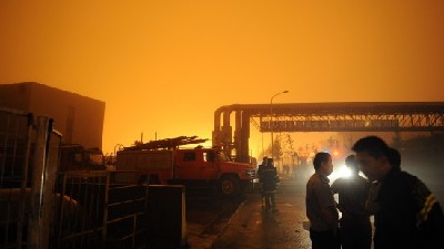 胡锦涛温家宝对大连输油管线爆炸事故作批示