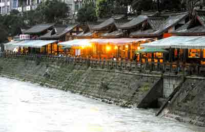 成都震后重建旅游首次推10条深度旅游线路(图)