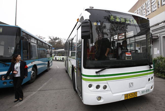 上海：堵疏结合遏制“黑车”生存空间