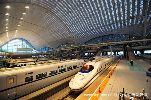 武汉高铁站图片