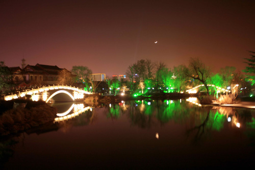 梦幻大明湖夜景