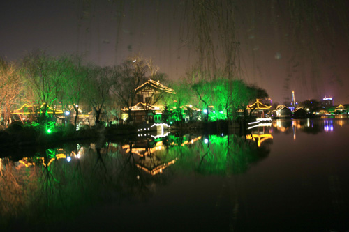 梦幻大明湖夜景