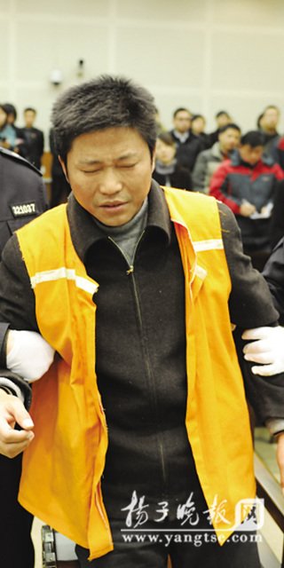 南京致5死醉驾司机被判无期