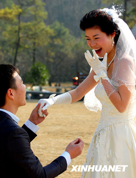 西湖拍婚纱_杭州西湖街拍美女(3)