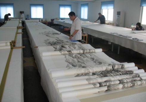 向新中国成立60周年敬献《中华和谐盛世图》