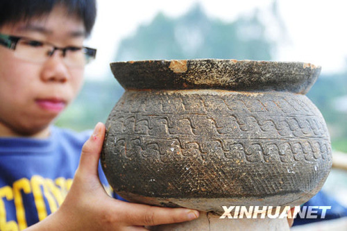 广州发现大型先秦古墓群