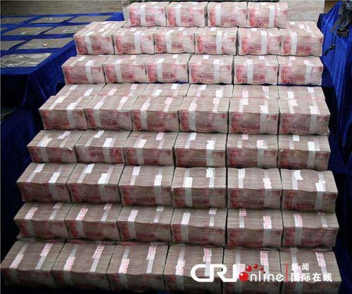 文强庭上激辩后表示认罪服法