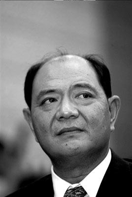 唐弢之子被关在秦城监狱 动用3亿还人情债