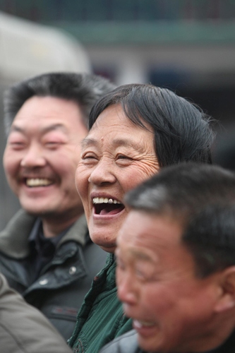 郑州三万农民喜过艺术节