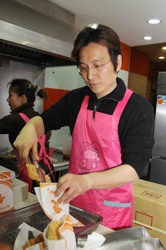台湾青年福州创业成功引入台式原味盐酥鸡