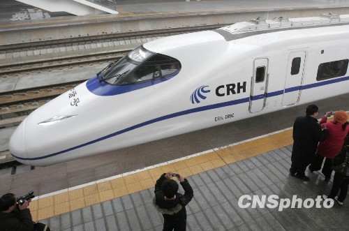铁道部：中国高铁运营里程居世界首位 安全可靠