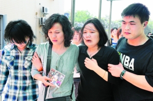 深圳广受社会关注的两宗学生被绑架案开庭审理