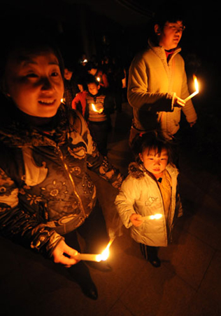 南京：烛光照亮“地球一小时”之夜