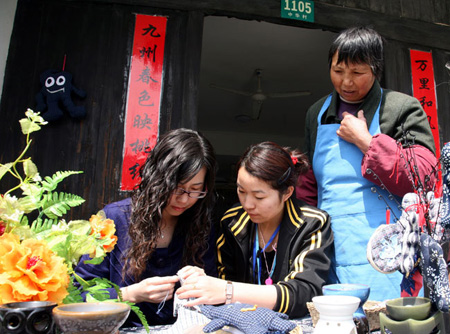 “世博农家”练技能促服务