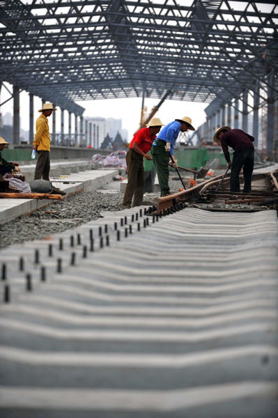 海南东环铁路预计10月份试运行