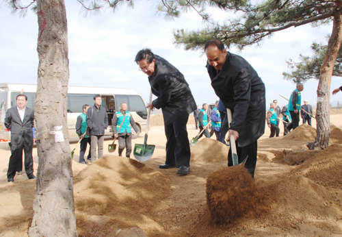 亚奥理事会总干事侯赛因•穆沙拉姆率团访问海阳