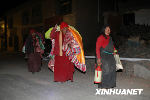 玉树震区第一夜