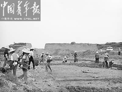 云南大理为修路拆毁唐代古城墙 龙首关遗址被毁(图)