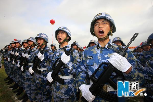 中国海军陆战队举行成立30周年庆典活动