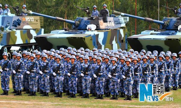中国海军陆战队举行成立30周年庆典活动