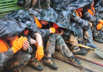 闽北军民奋起抗灾 暴雨造成福建南平128万人受灾(图)
